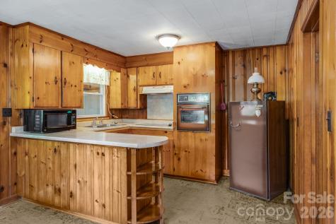 1111 Ammons Branch Road Marshall NC 28753