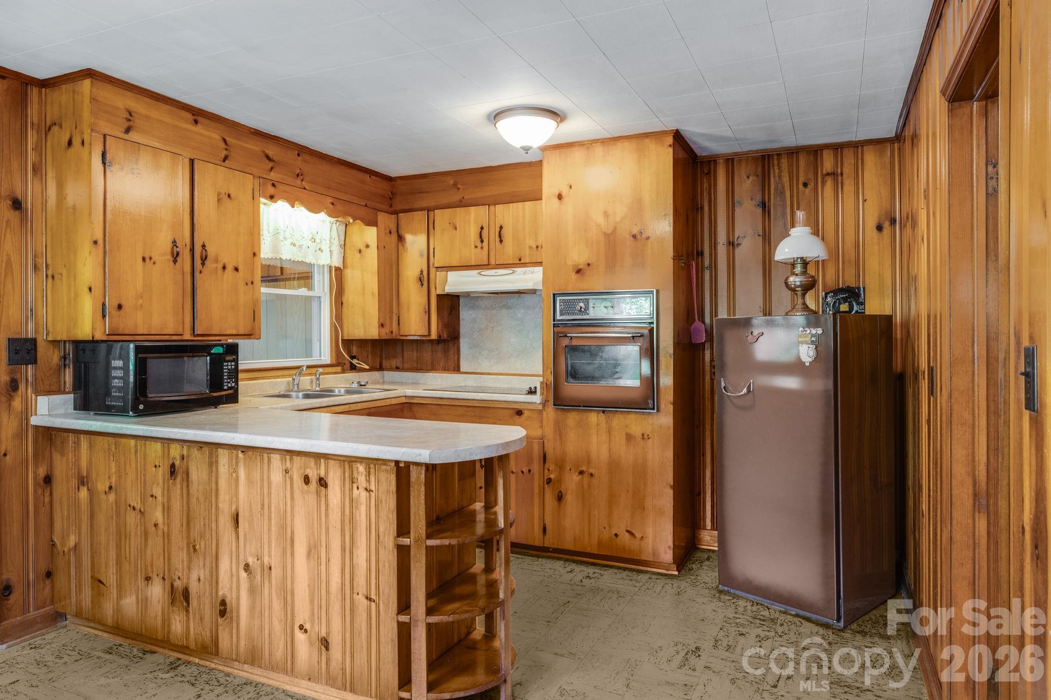 1111 Ammons Branch Road Marshall NC 28753