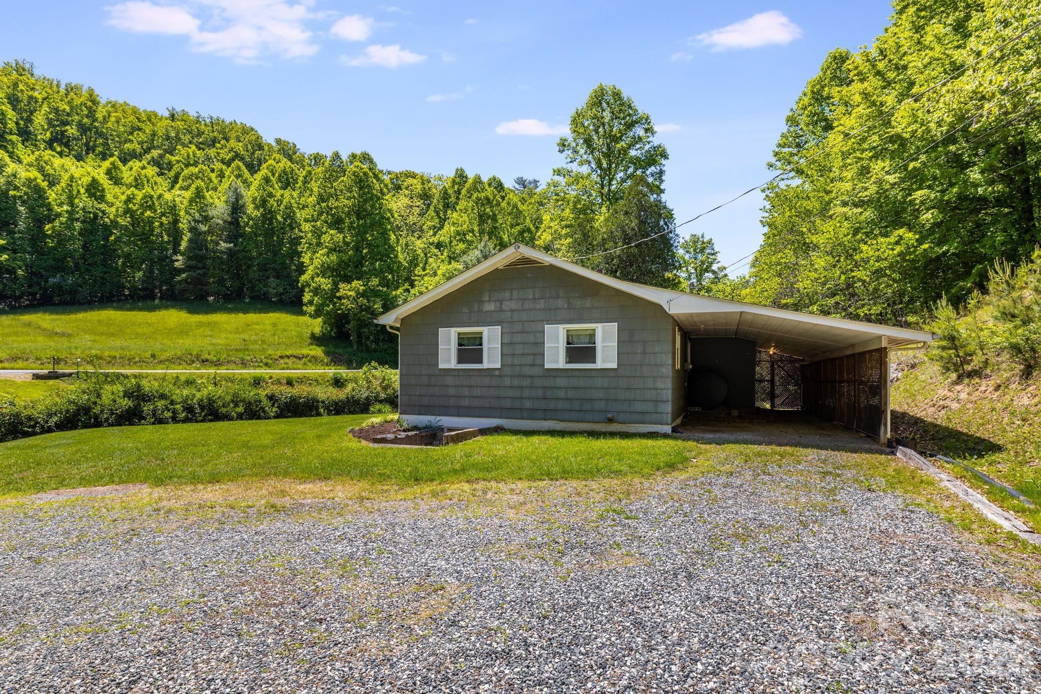 1111 Ammons Branch Road Marshall NC 28753