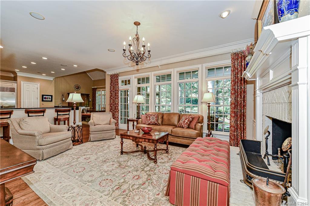 2236 Vernon Drive Charlotte NC 28211