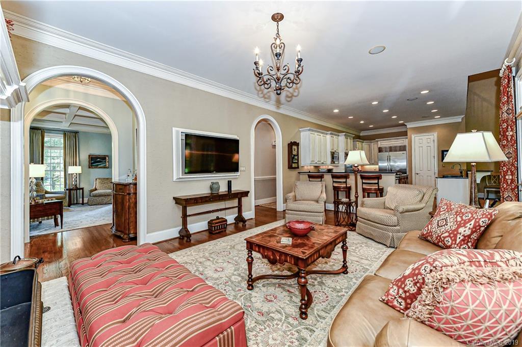 2236 Vernon Drive Charlotte NC 28211