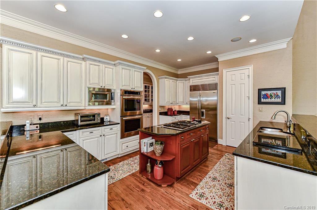 2236 Vernon Drive Charlotte NC 28211
