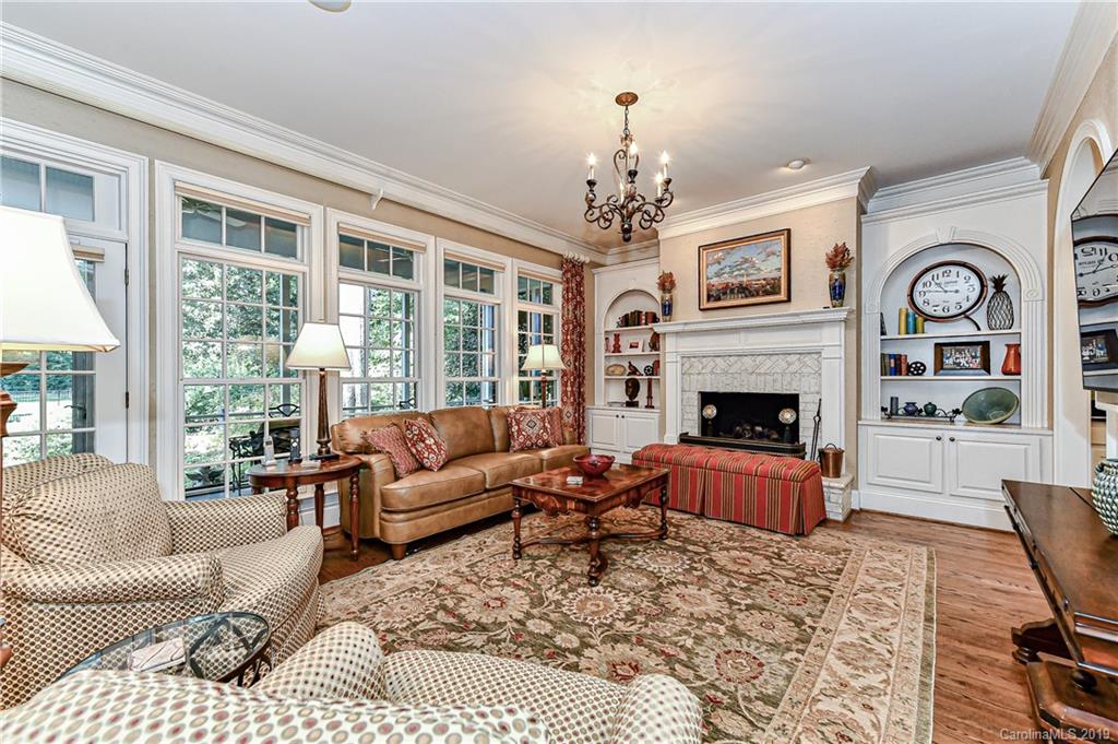 2236 Vernon Drive Charlotte NC 28211
