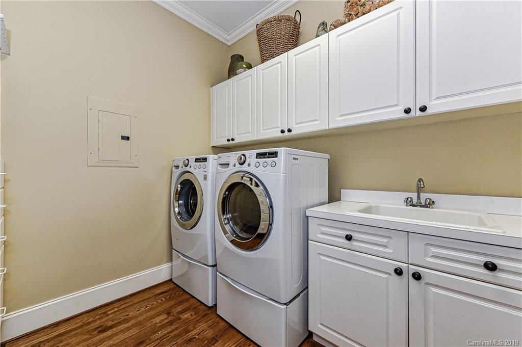 2236 Vernon Drive Charlotte NC 28211