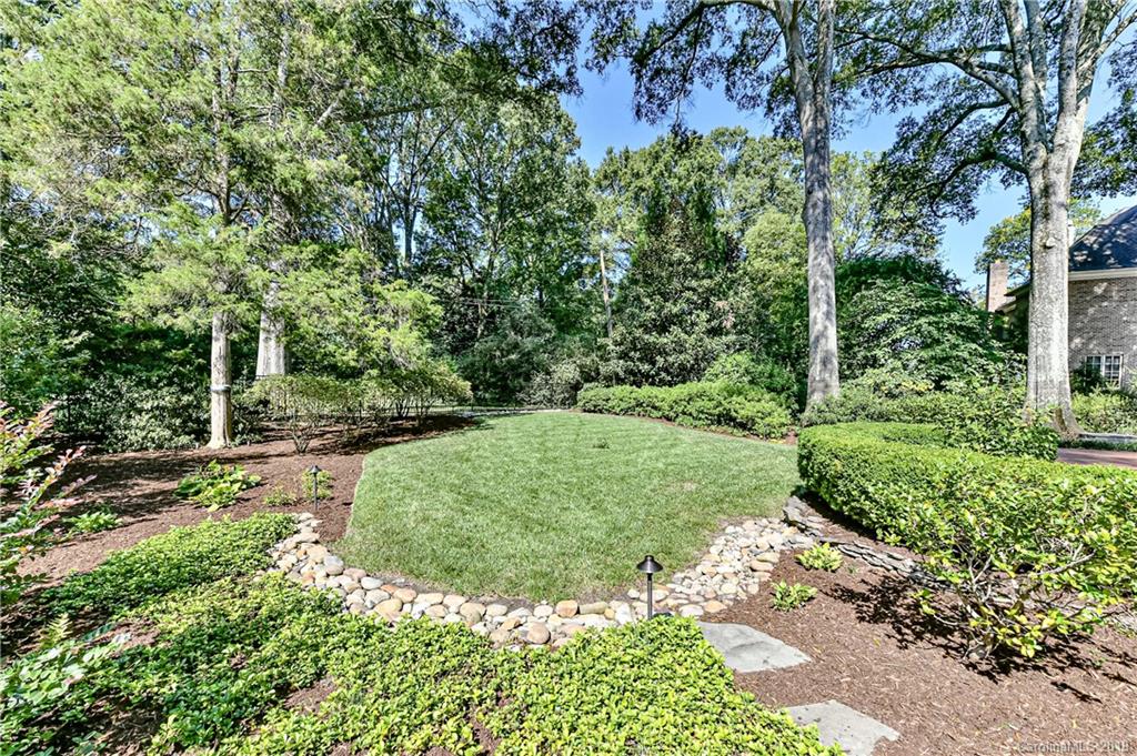 2236 Vernon Drive Charlotte NC 28211