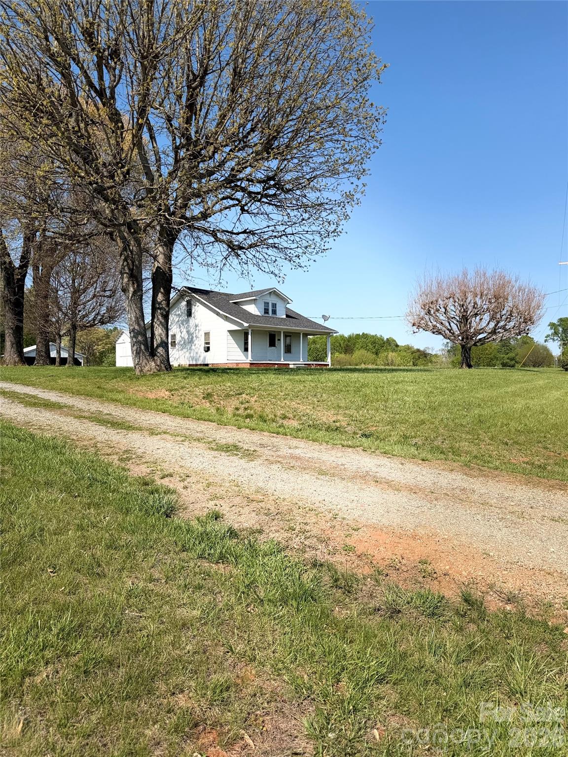 2109 Union Grove Church Road Yadkinville NC 27055