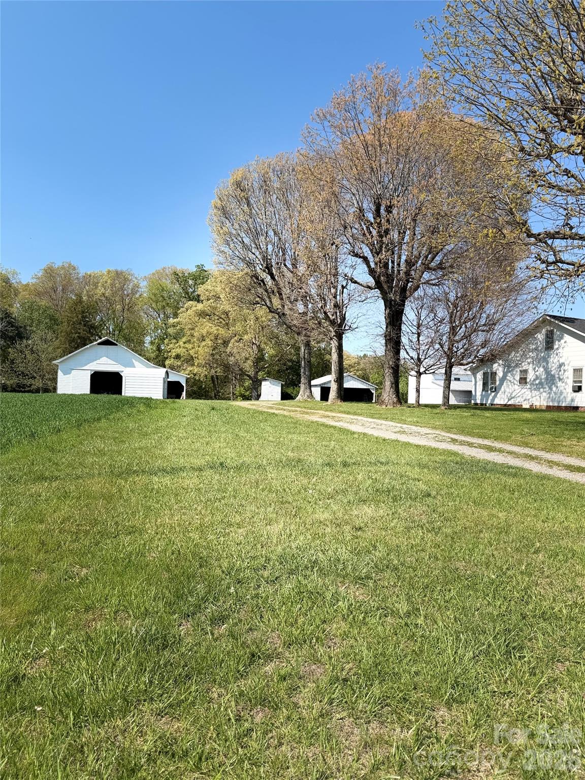 2109 Union Grove Church Road Yadkinville NC 27055