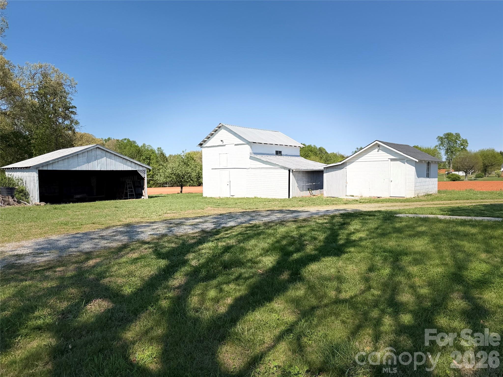 2109 Union Grove Church Road Yadkinville NC 27055