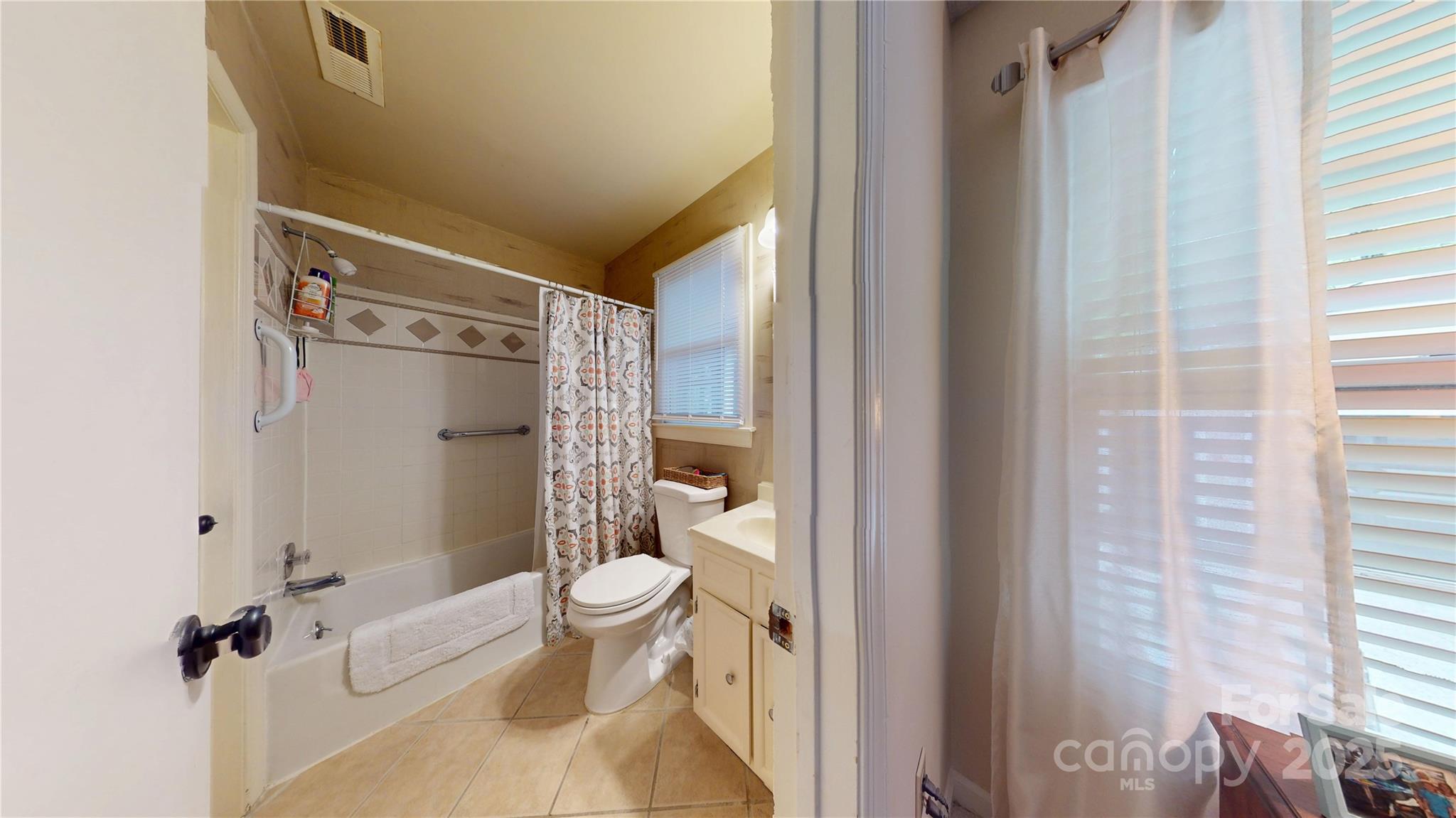 7626 Surreywood Place Charlotte NC 28270