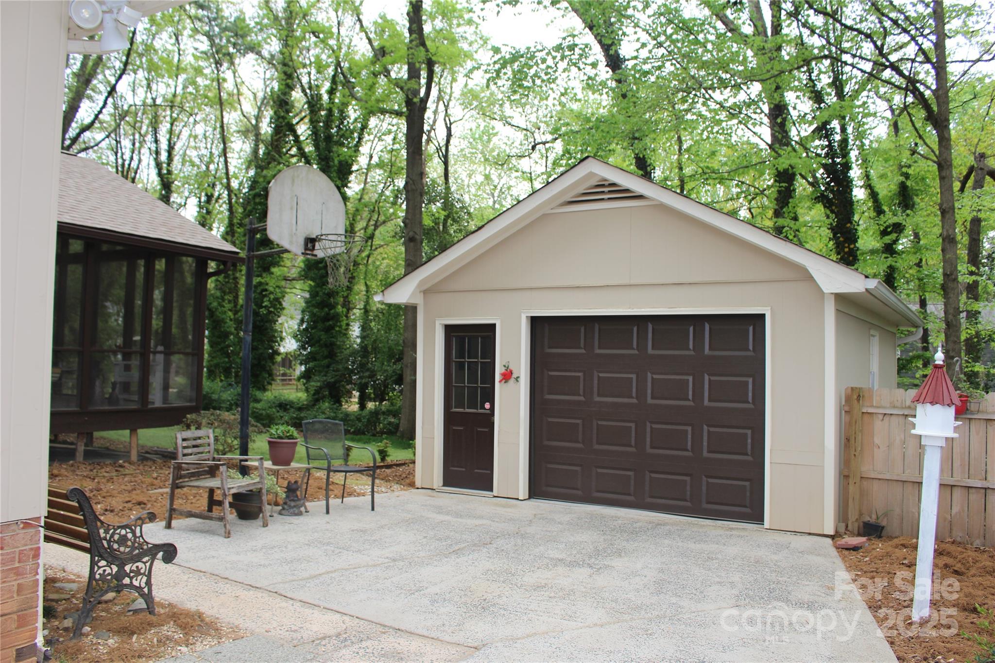 7626 Surreywood Place Charlotte NC 28270