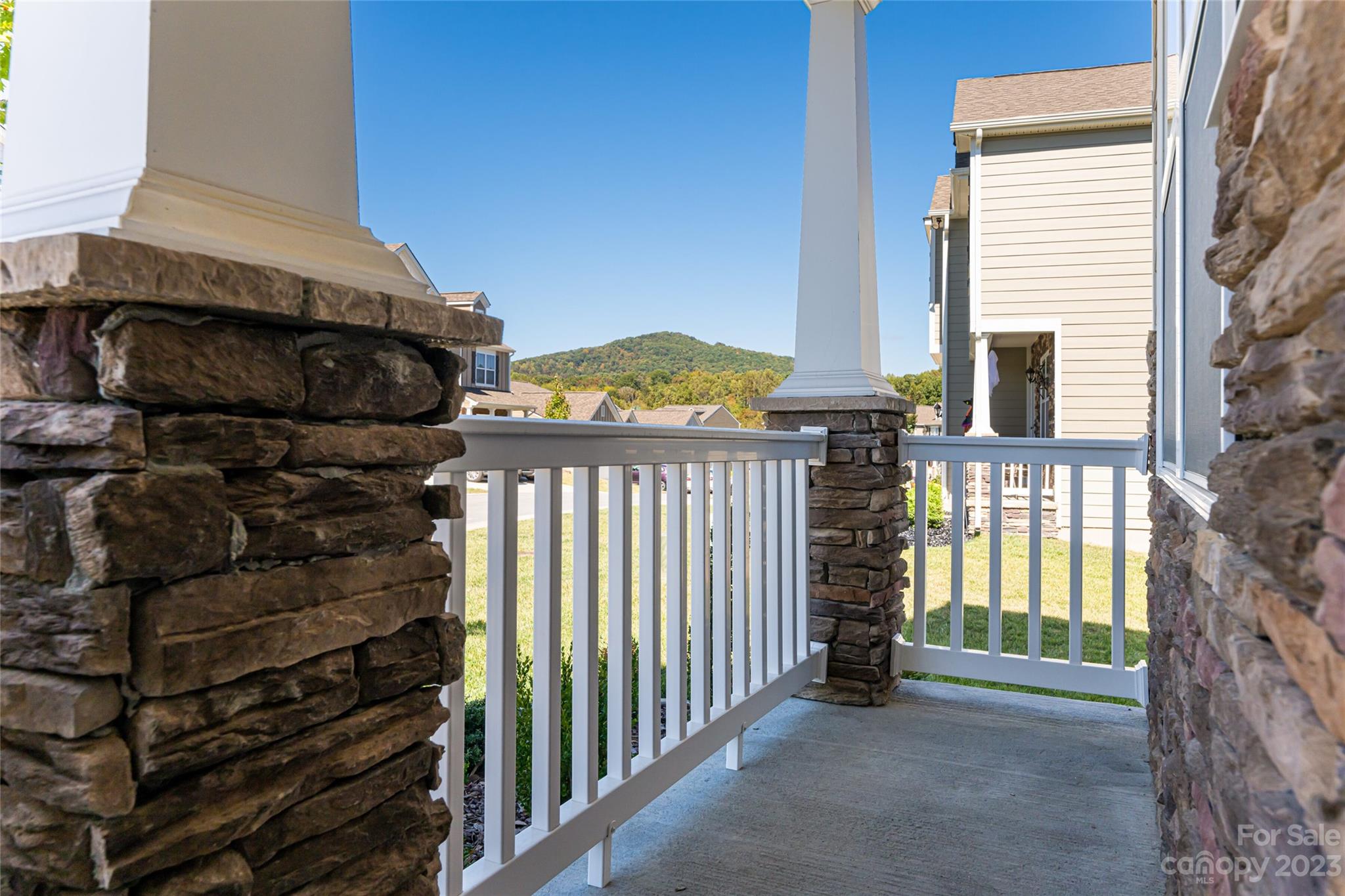 202 Marathon Lane Candler NC 28715