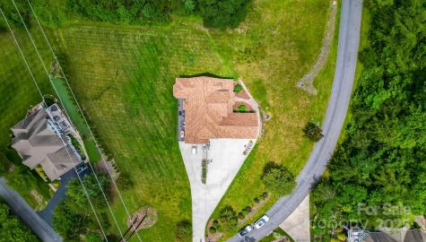 54 Mcintyre Drive Asheville NC 28803