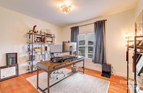 54 Mcintyre Drive Asheville NC 28803