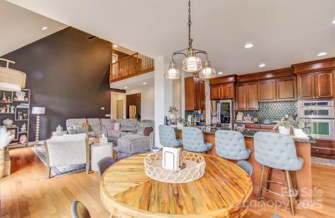 54 Mcintyre Drive Asheville NC 28803