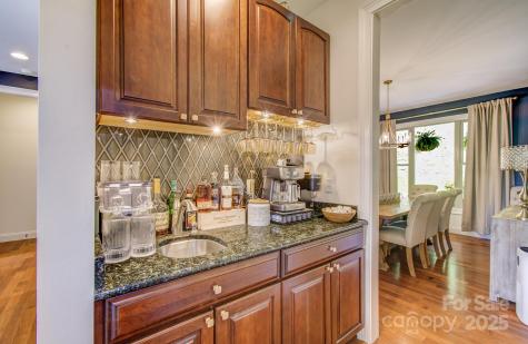 54 Mcintyre Drive Asheville NC 28803