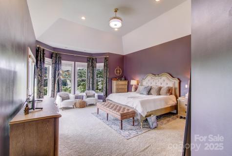 54 Mcintyre Drive Asheville NC 28803