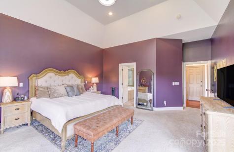 54 Mcintyre Drive Asheville NC 28803