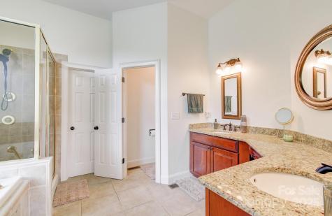 54 Mcintyre Drive Asheville NC 28803