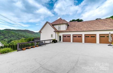 54 Mcintyre Drive Asheville NC 28803