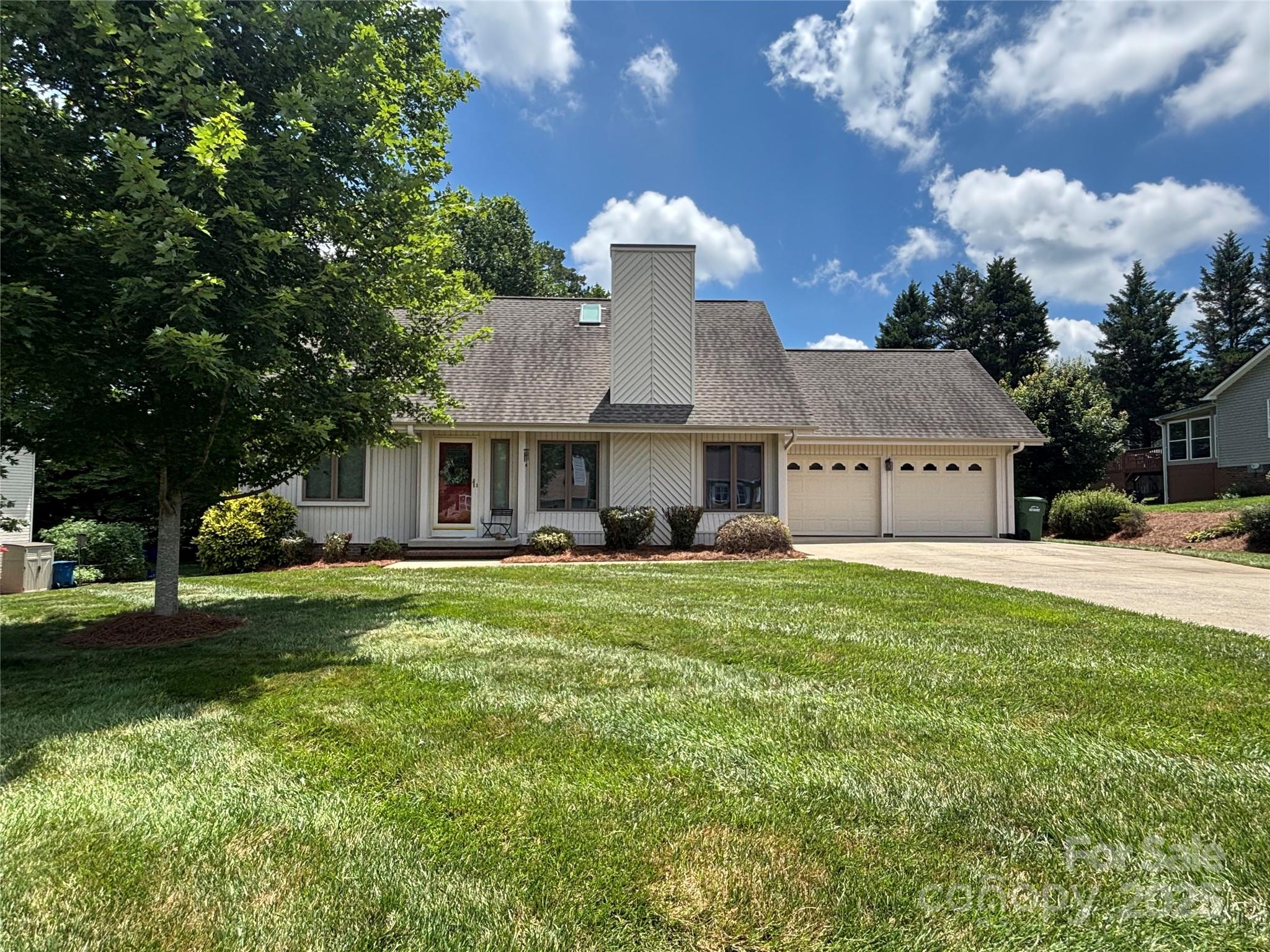 2420 24th Avenue NE Hickory NC 28601