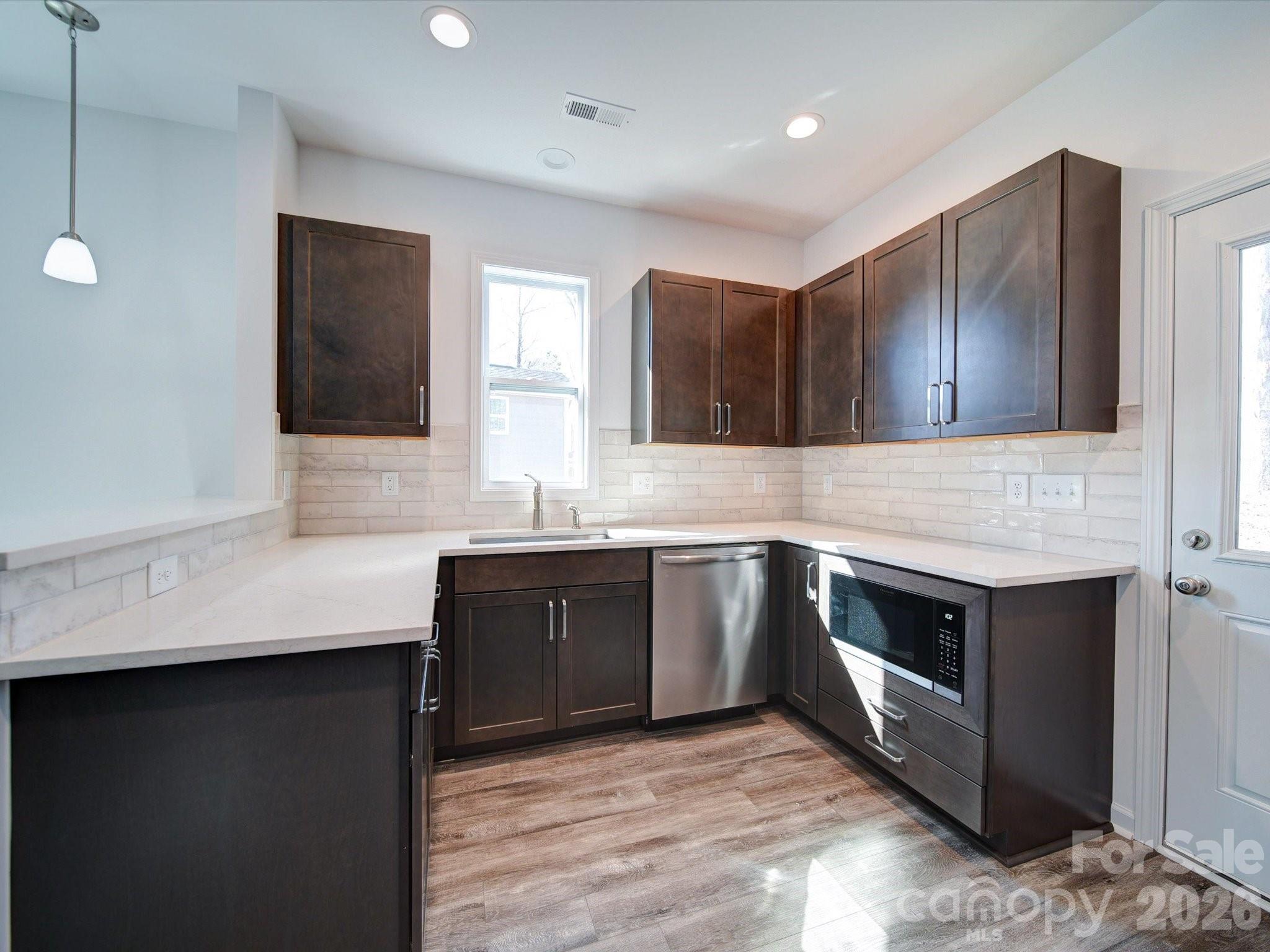 554 Geneva Circle Gastonia NC 28056