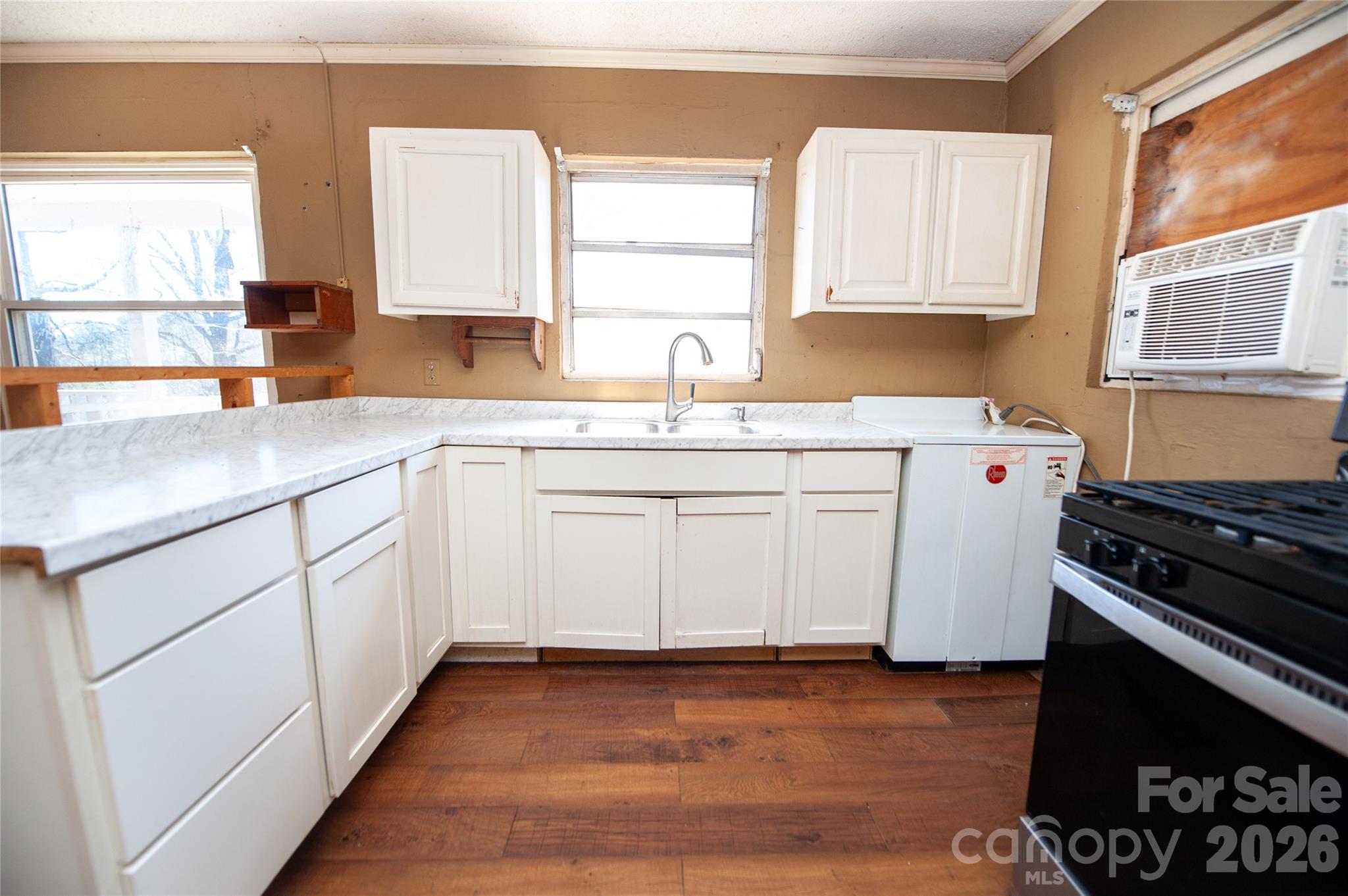 525 E Mills Street Columbus NC 28722