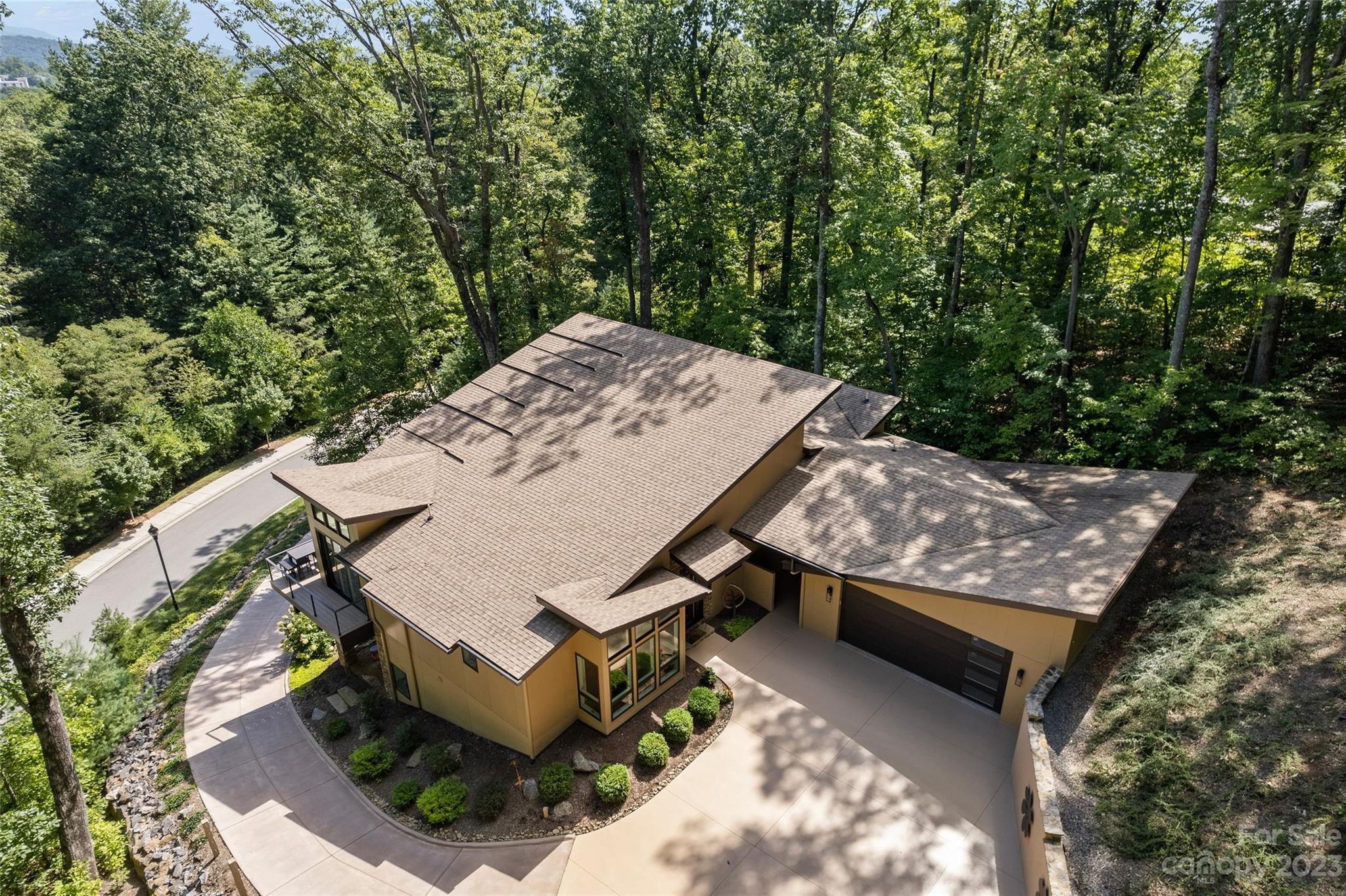 4 La Grange Drive Asheville NC 28805