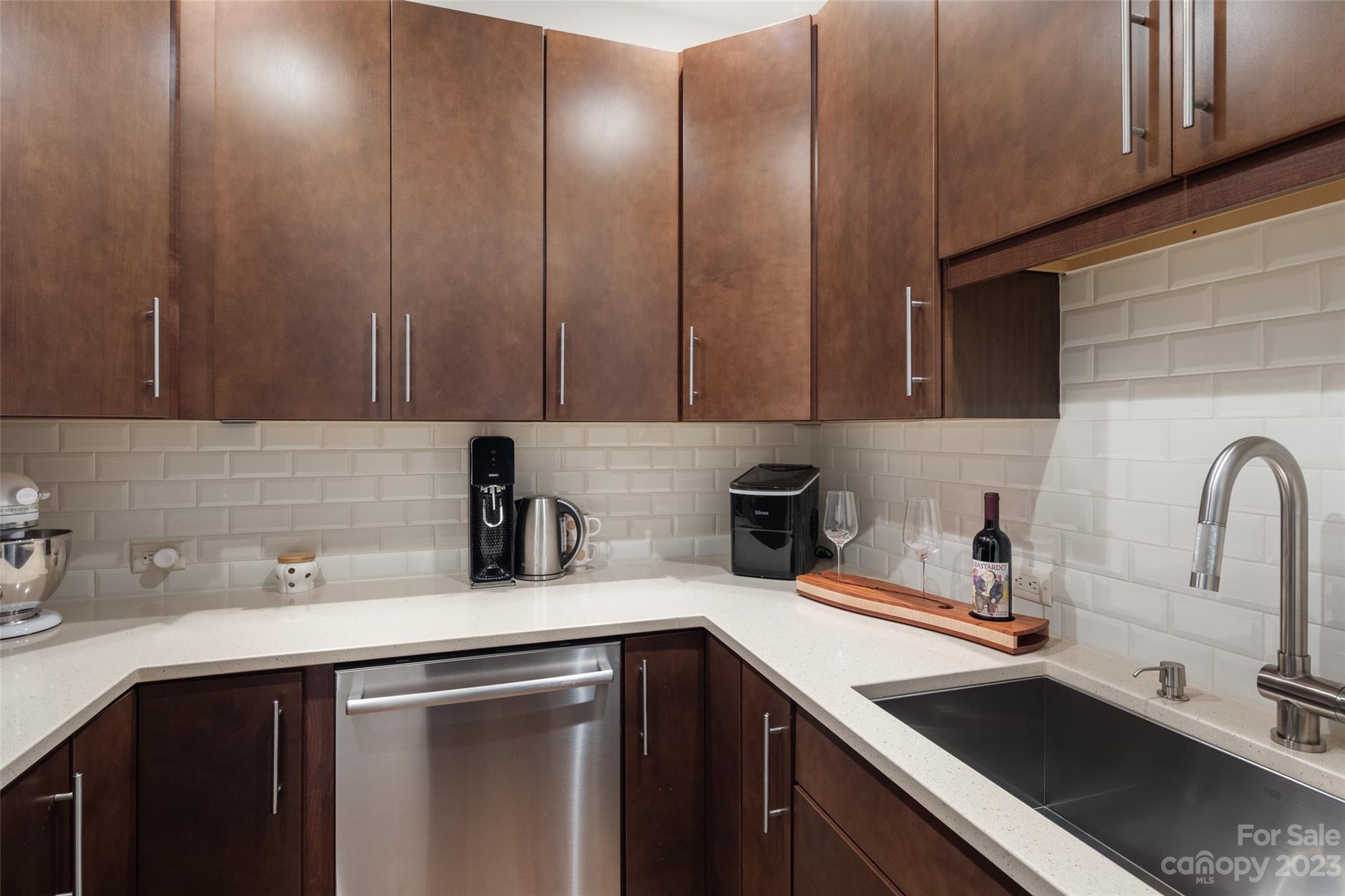 4 La Grange Drive Asheville NC 28805