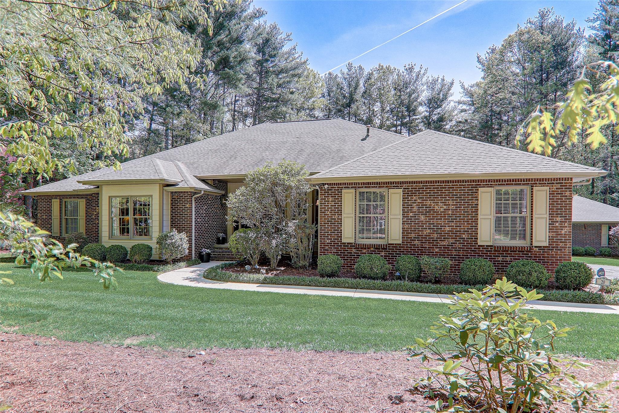 20 Coventry Woods Drive Arden NC 28704