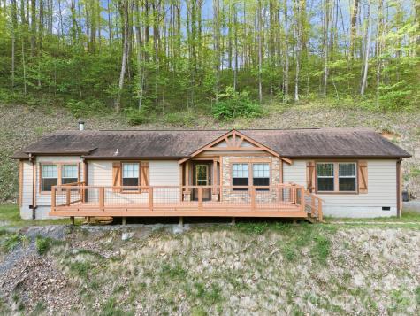 193 Tipstill Cove Waynesville NC 28786