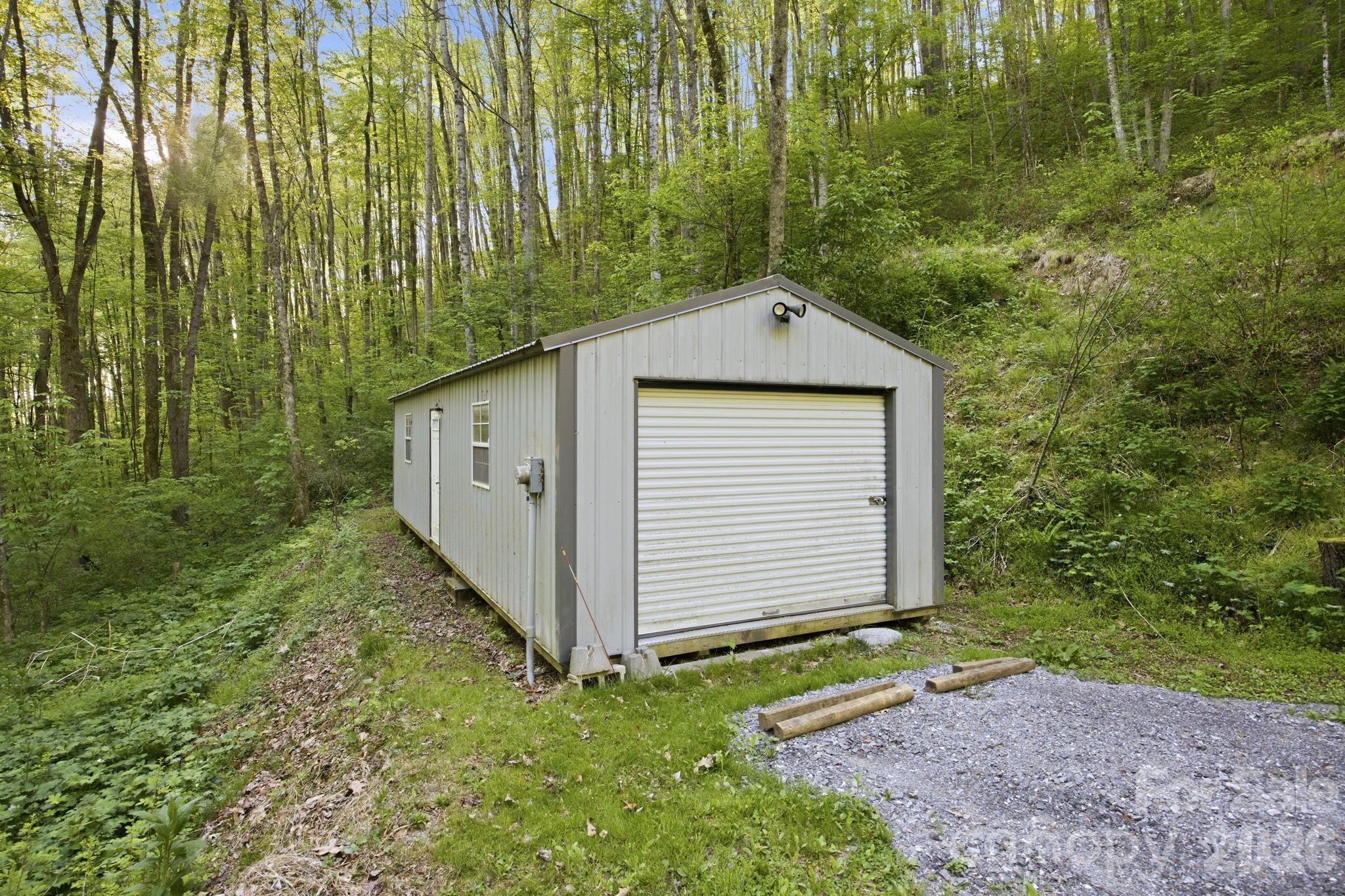 193 Tipstill Cove Waynesville NC 28786