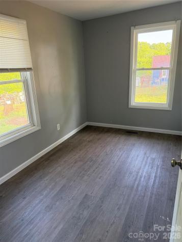 3724 Kathy Road Morganton NC 28655
