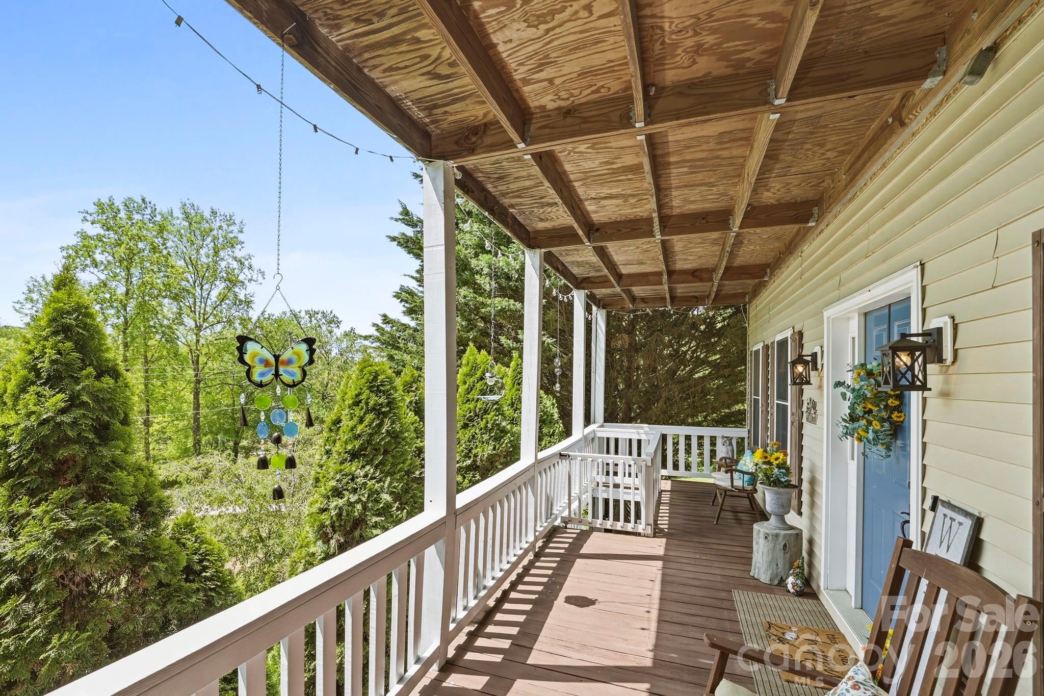 10 Country Road Hendersonville NC 28791