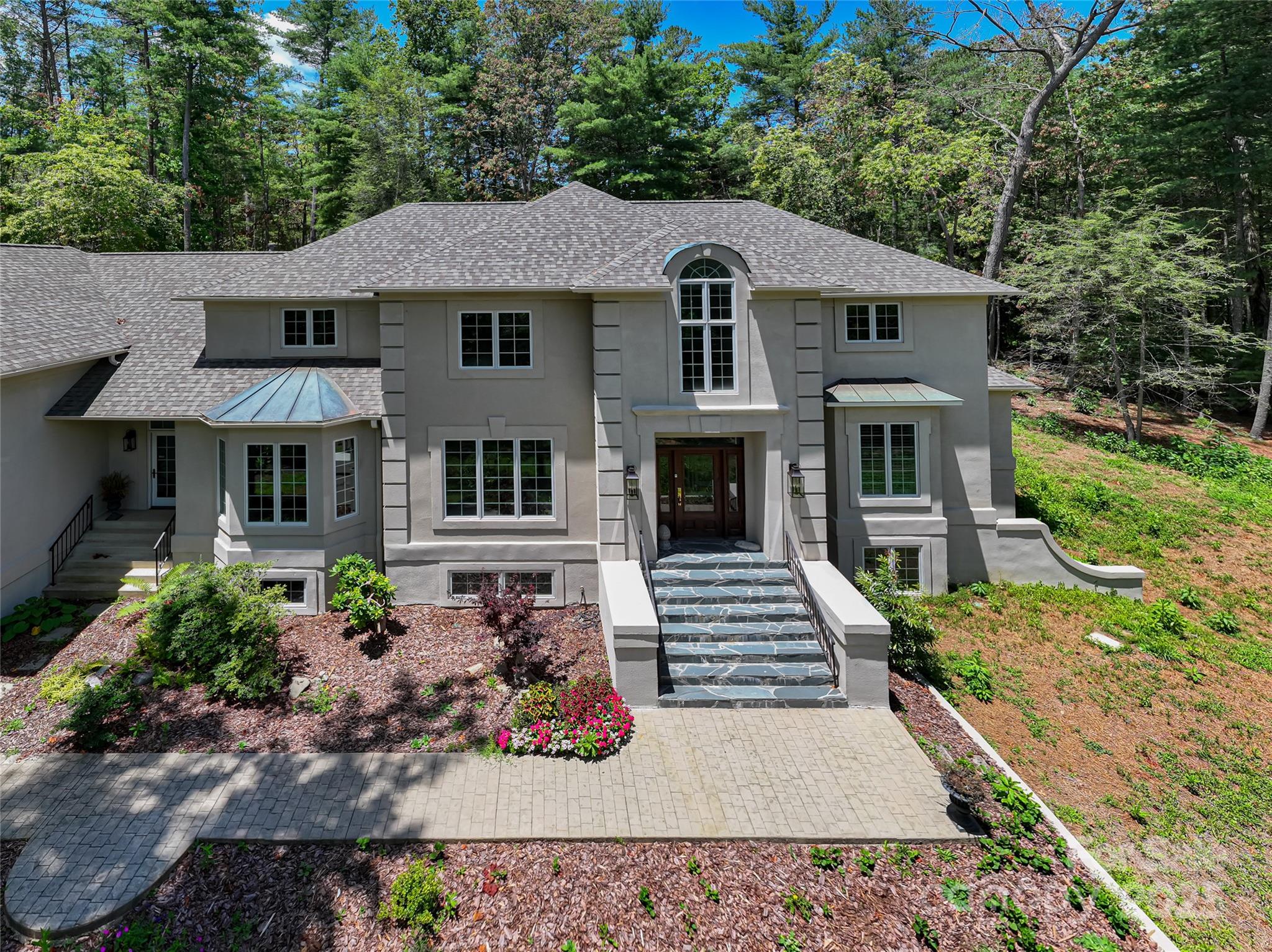 3 Fir Tree Lane Asheville NC 28803