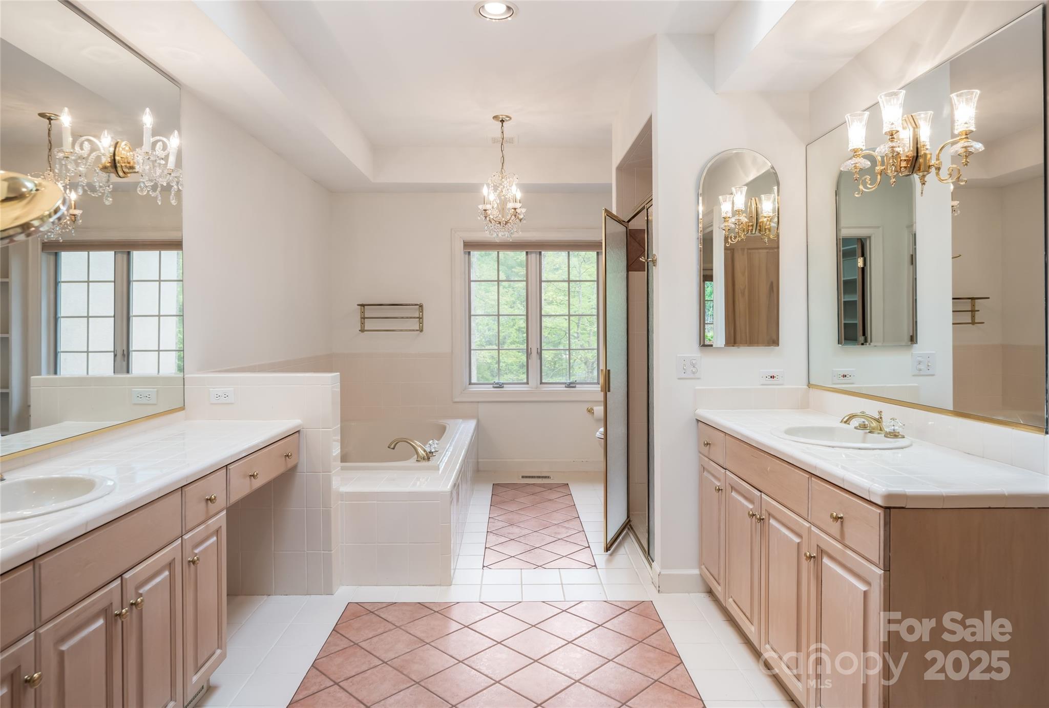 3 Fir Tree Lane Asheville NC 28803