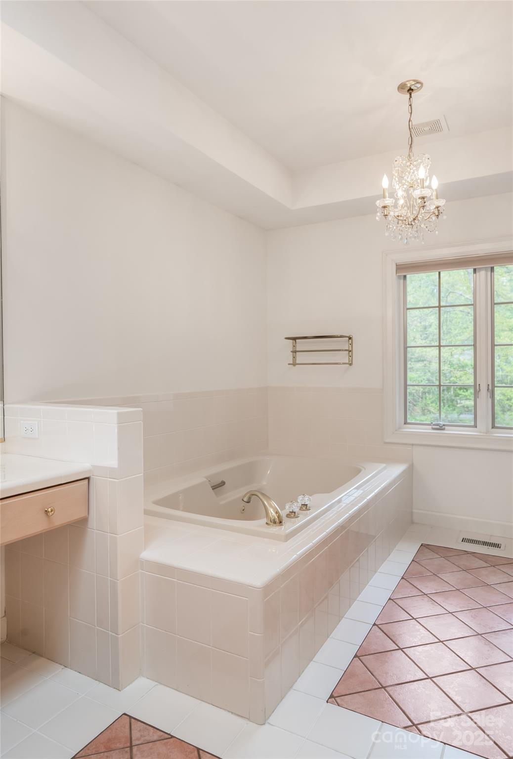 3 Fir Tree Lane Asheville NC 28803