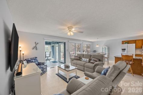 435 Lake Drive 10 Drive Lexington NC 27292