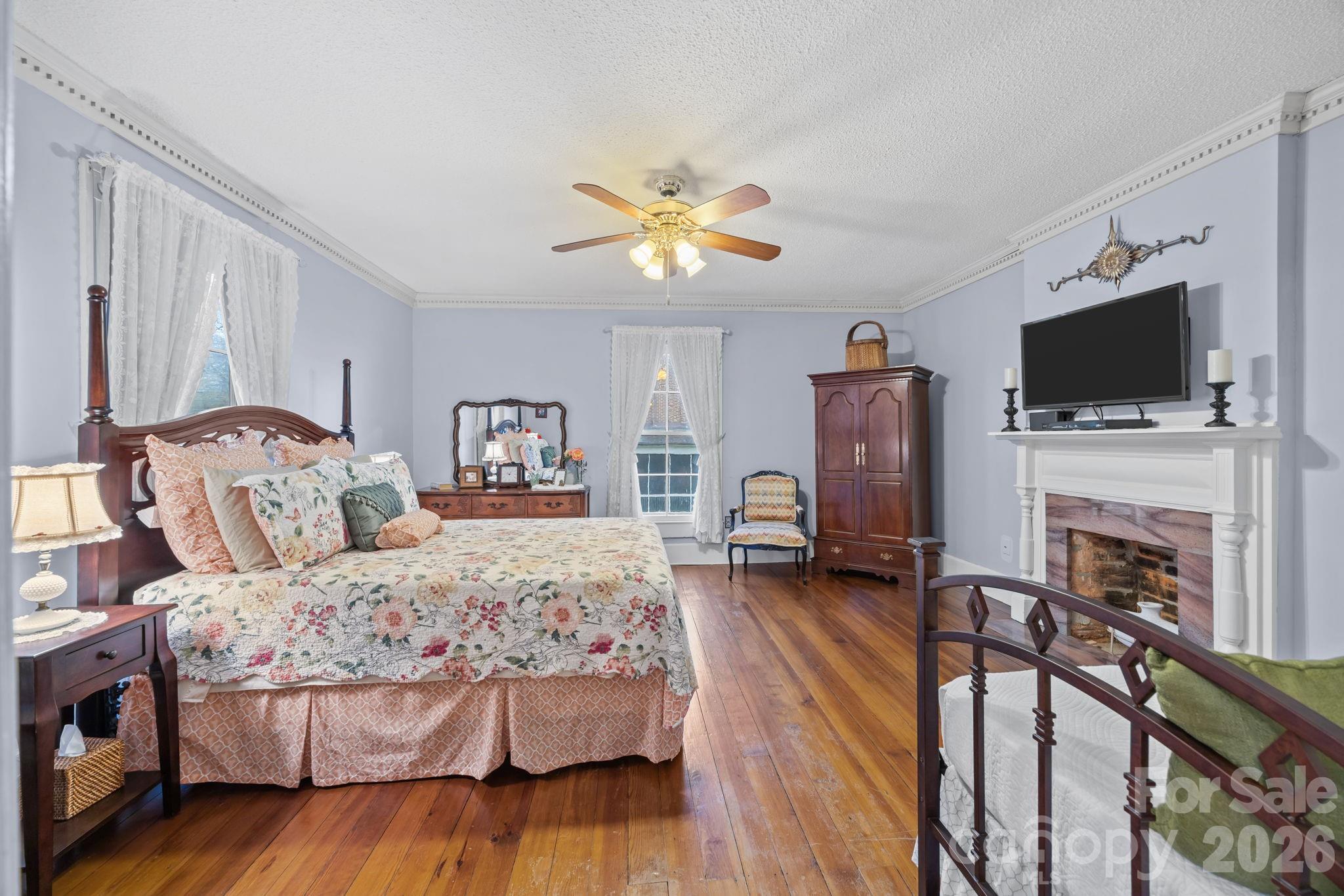 229 N Race Street Statesville NC 28677