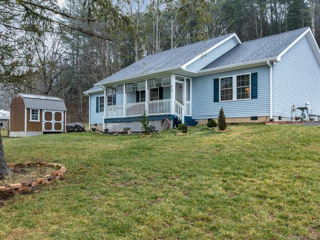 959 Bee Tree Road Swannanoa NC 28778
