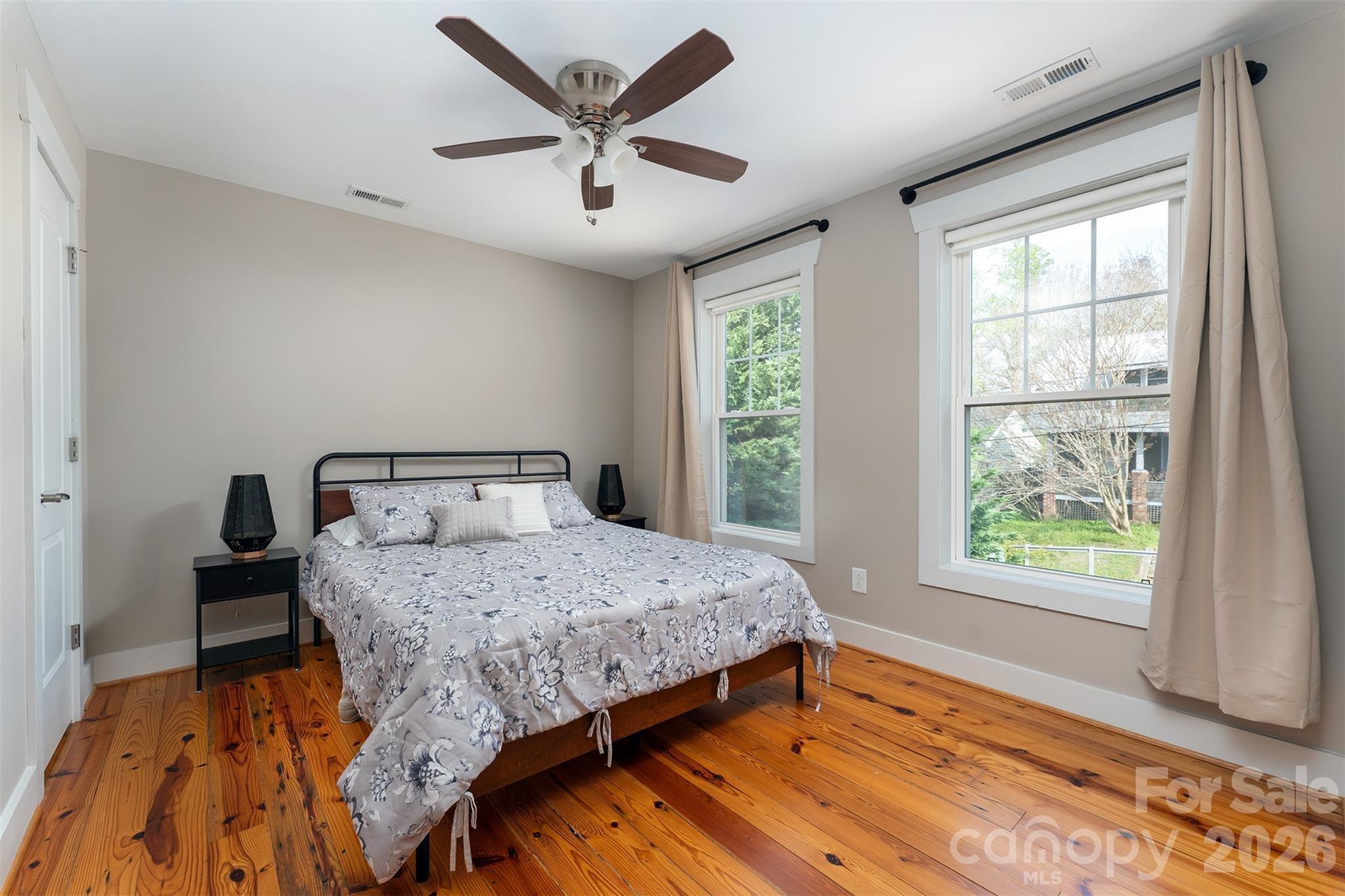 101 Courtland Avenue Asheville NC 28801