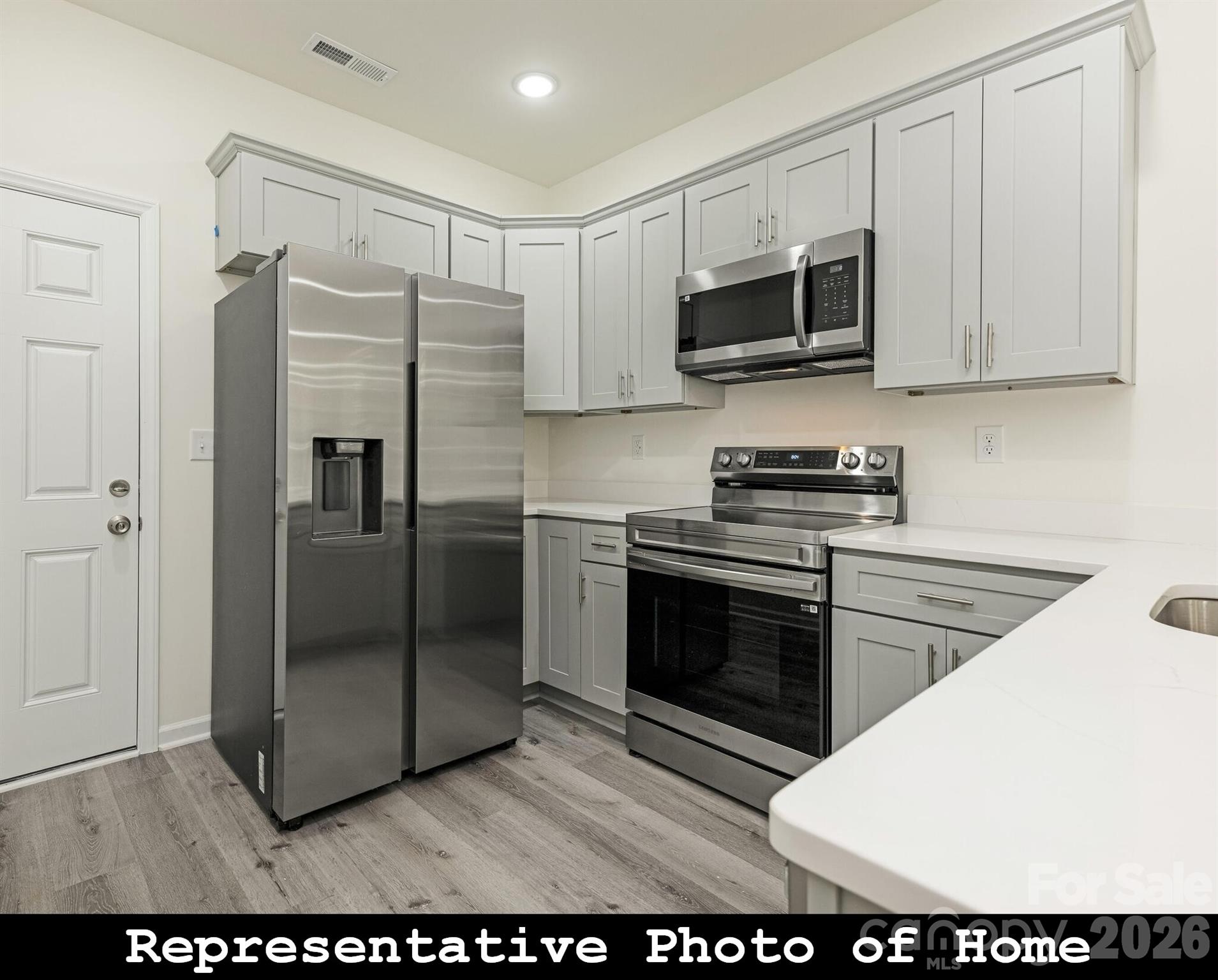 962 S Hoskins Road Charlotte NC 28208