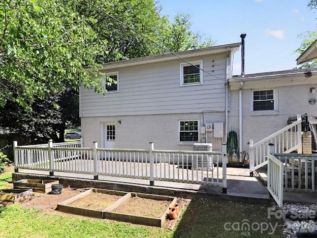 3025 Dunaire Drive Charlotte NC 28205
