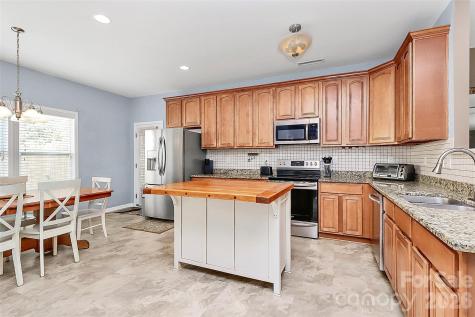 1817 Tradd Avenue Clover SC 29710
