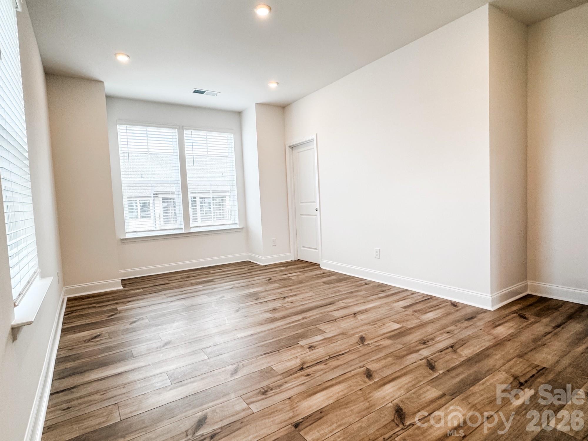 7040 Westrow Avenue Charlotte NC 28278