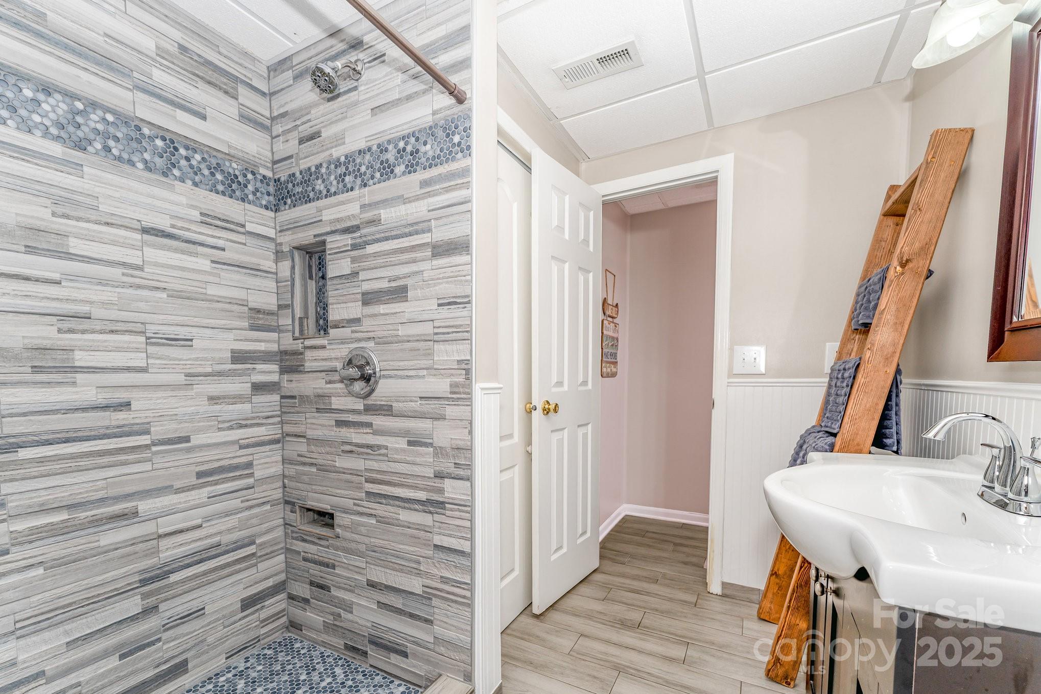 231 Badin View Road New London NC 28127