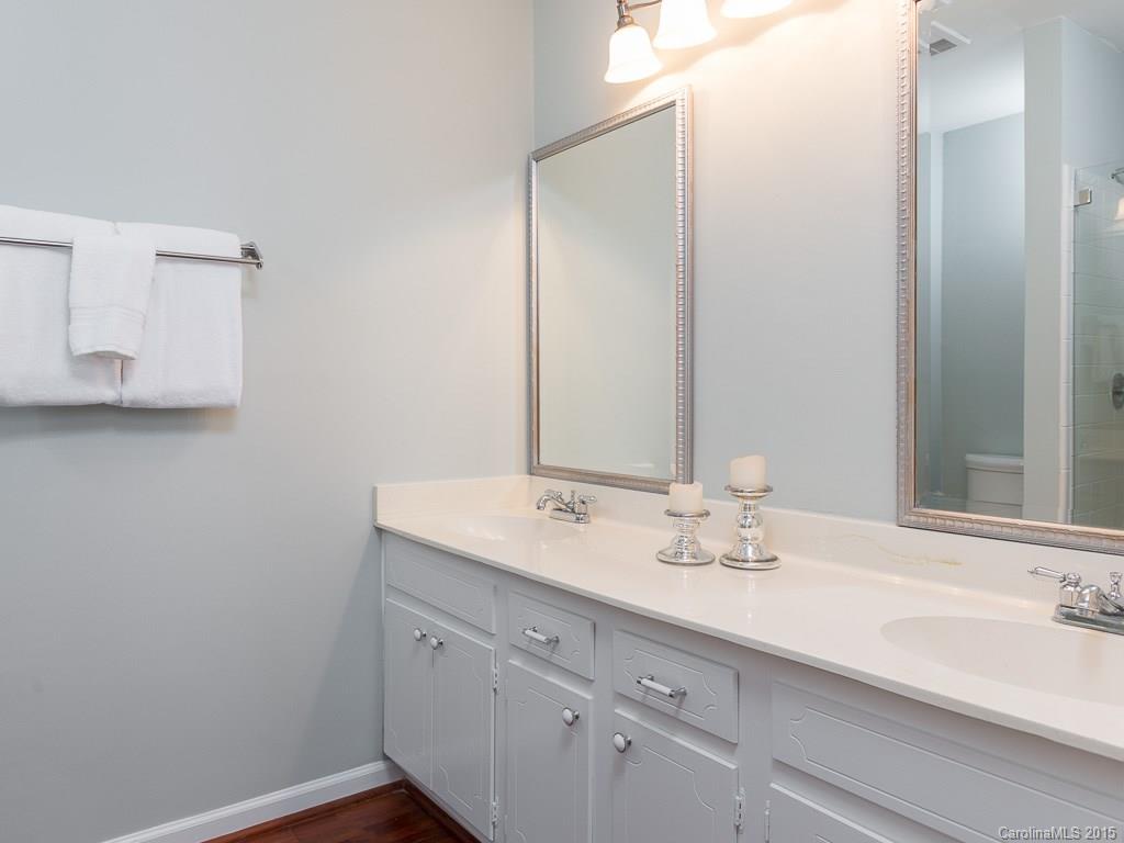 3418 Chevington Road Charlotte NC 28226