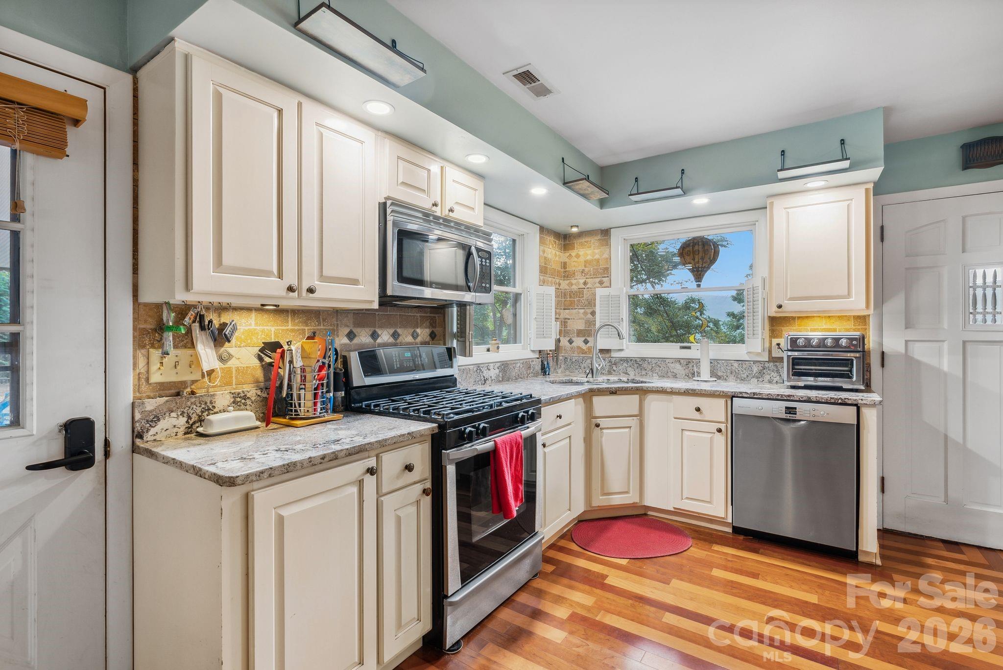 975 Country Club Drive Maggie Valley NC 28751
