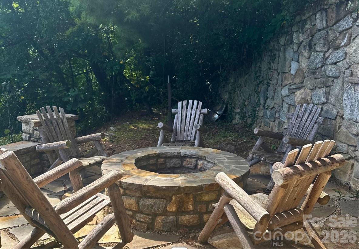 975 Country Club Drive Maggie Valley NC 28751