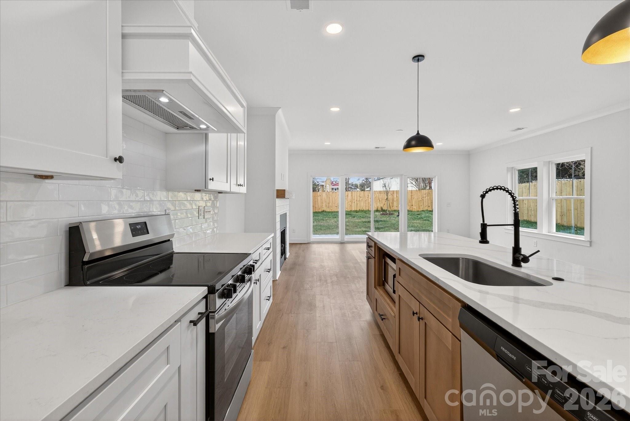 212 Lander Street Charlotte NC 28208