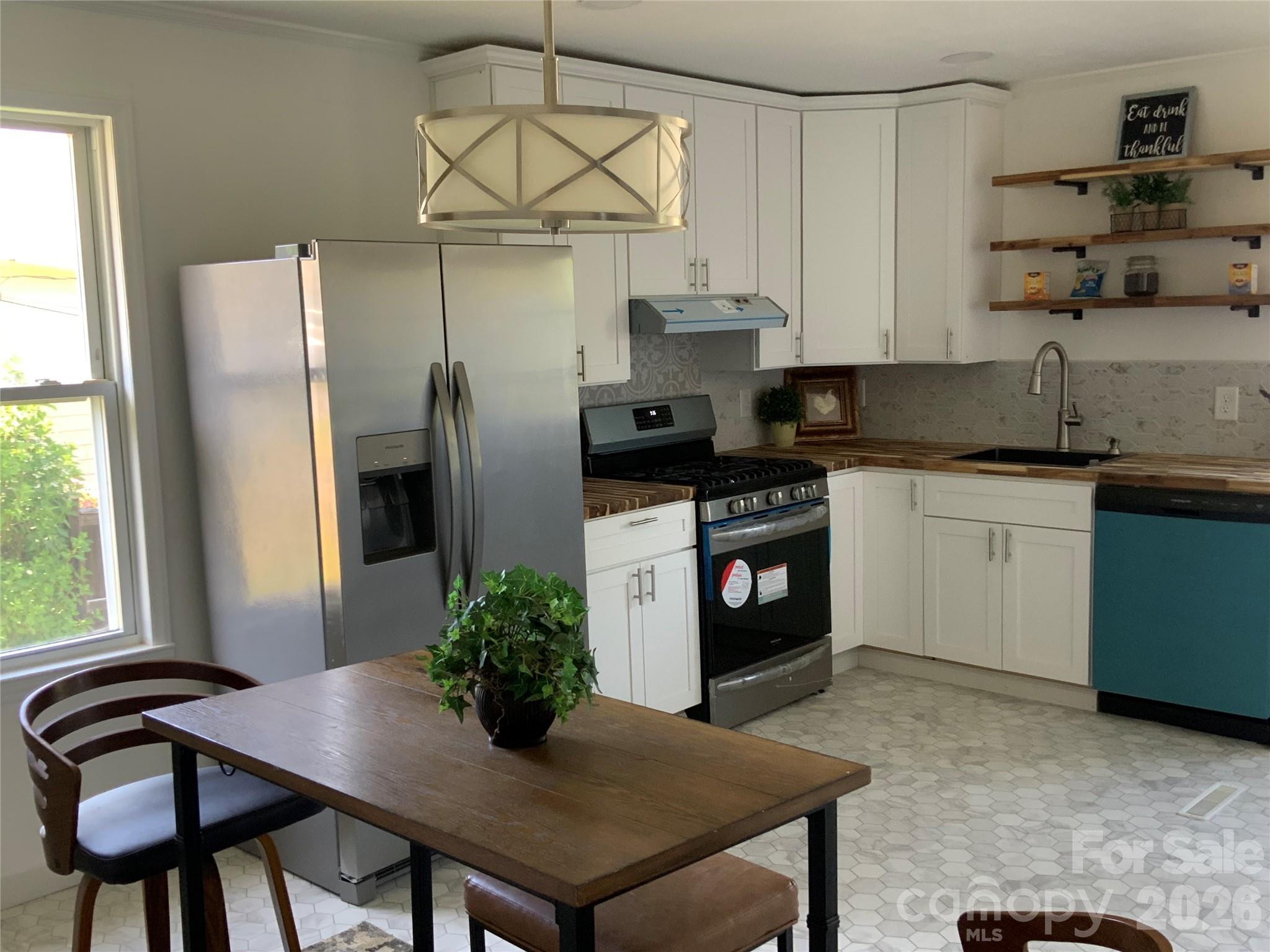 358 Woodlawn Avenue Cramerton NC 28032